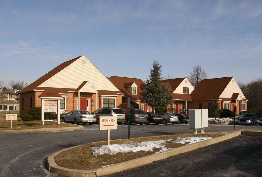 More Photos Of 1501-1509 McDaniel Dr, West Chester Office For Lease