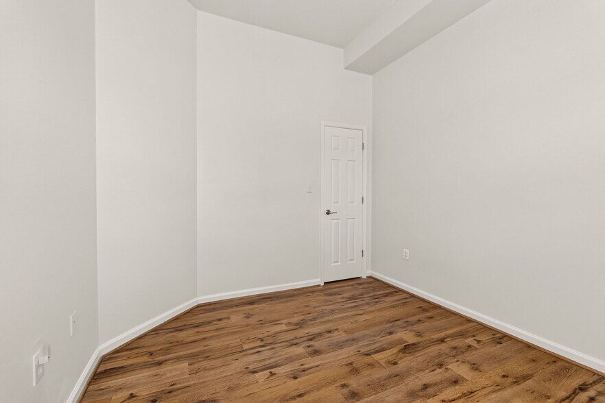More Photos Of 1271-1275 Meigs Pl NE, Washington Apartments For Sale