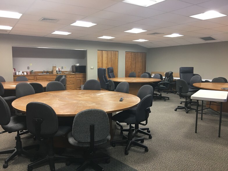 More Photos Of 90 Grove St, Ridgefield Medical For Sale