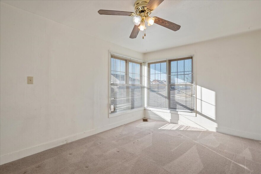 More Photos Of 1501 Carbon Ave, Cheyenne Office For Lease