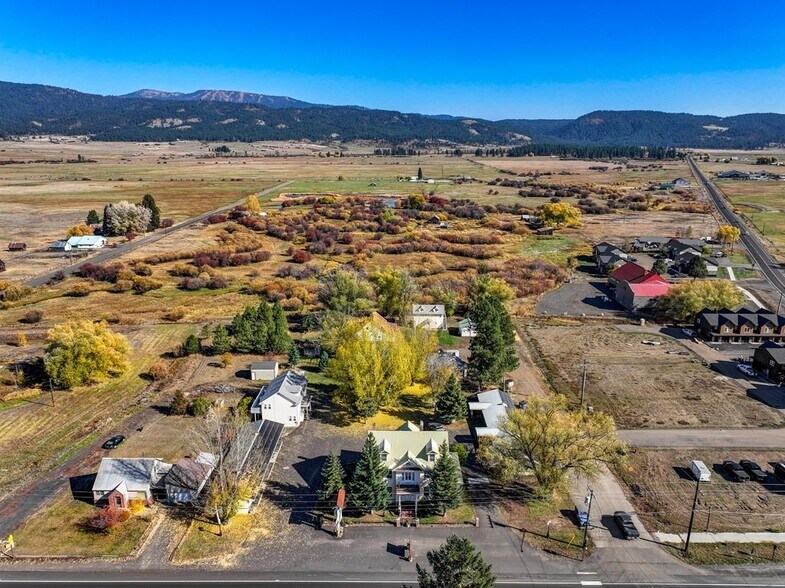 More Photos Of 211 N Norris Ave, New Meadows Hotel For Sale