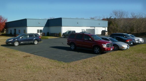 More Photos Of 193 Pickett District Rd, New Milford Manufacturing For Lease