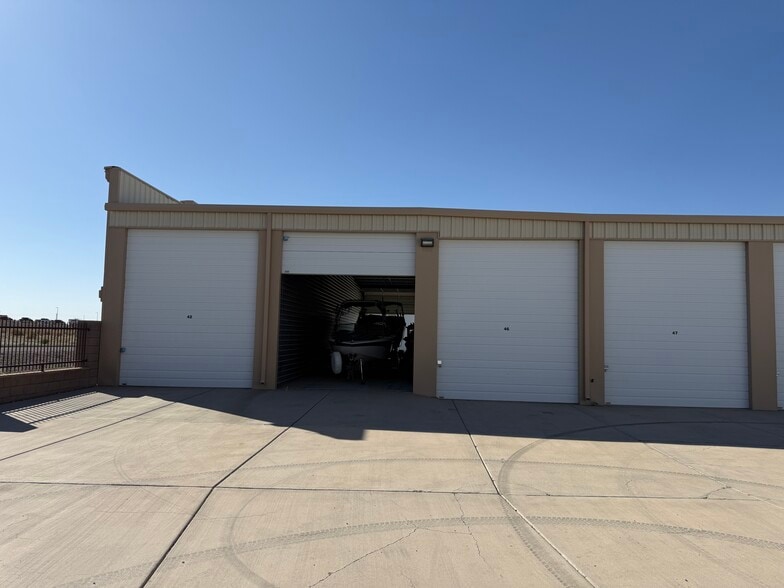 More Photos Of 14860 Admission wy Unit 44 Way, Lake Havasu City Specialty For Sale