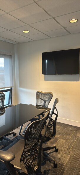 More Photos Of 22750 Hawthorne Blvd, Torrance Unknown For Lease