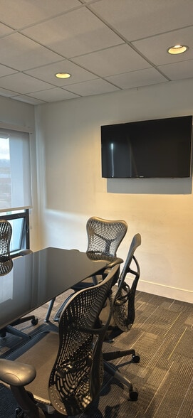 More Photos Of 22750 Hawthorne Blvd, Torrance Unknown For Lease