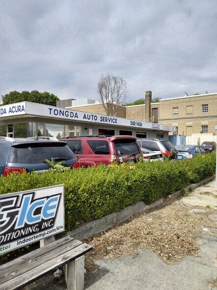 More Photos Of 3395 Indianola Ave, Columbus General Retail For Sale