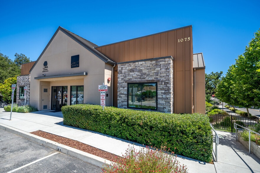 More Photos Of 1075 Rossi Rd, Templeton Unknown For Lease
