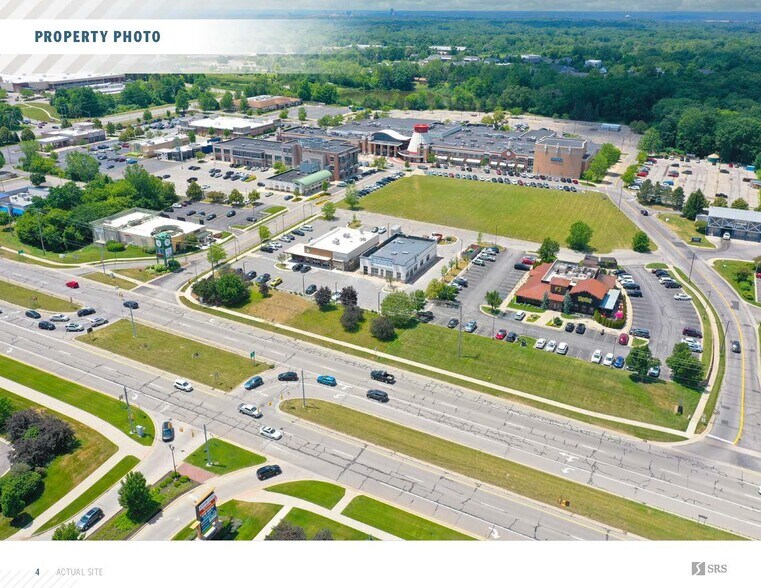 More Photos Of 2135 E Beltline Ave, Grand Rapids Storefront For Sale