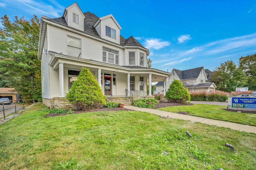More Photos Of 1813 Main St, Blakely Office For Sale