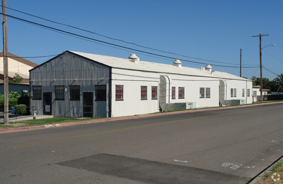 Primary Photo Of 5840 Price Ave, Mcclellan Office For Lease