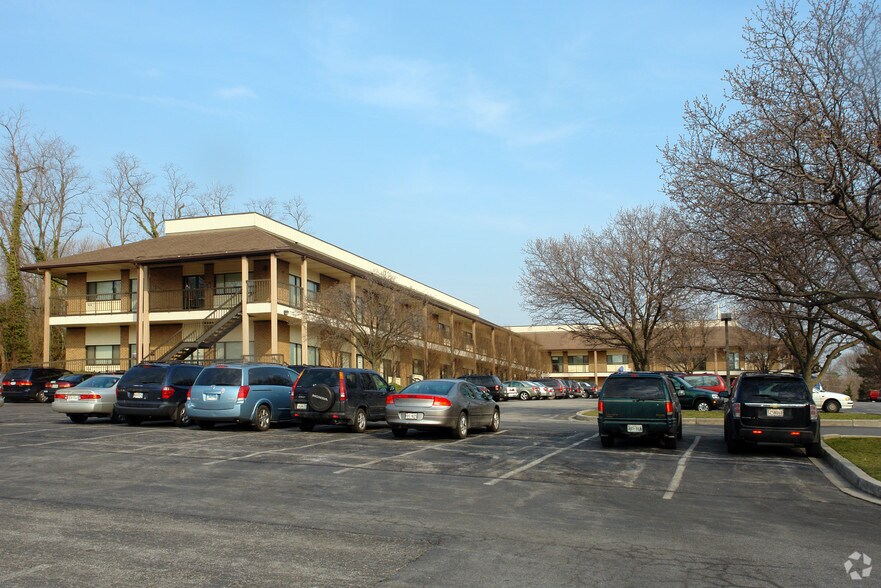 More Photos Of 405 Frederick Rd, Catonsville Office For Sale