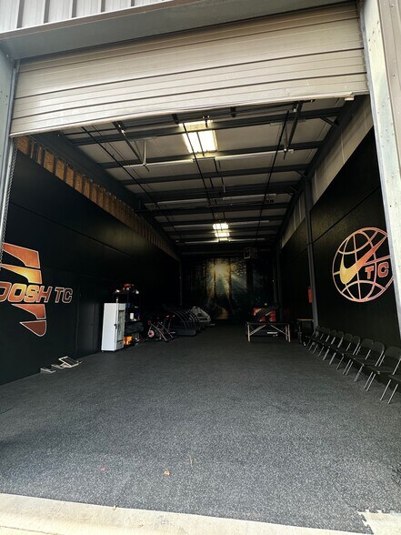 More Photos Of 1072 E Old Canyon Ct, Flagstaff Warehouse For Lease