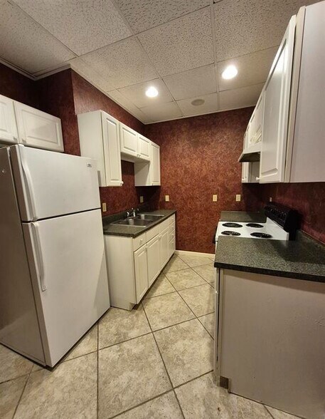 More Photos Of 5917 Plank Rd, Peoria Multifamily For Sale