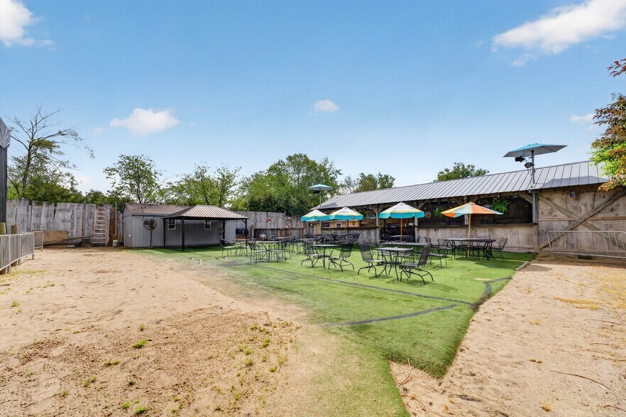 More Photos Of 1121 Route 12, Frenchtown Bar For Sale