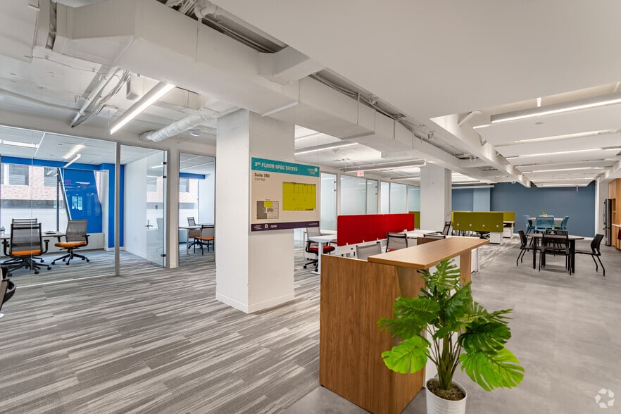 More Photos Of 2461 Eisenhower Ave, Alexandria Office For Lease