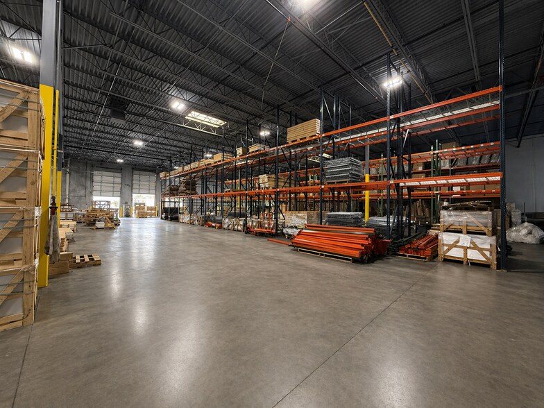 More Photos Of 2100 Consulate Dr, Orlando Warehouse For Lease