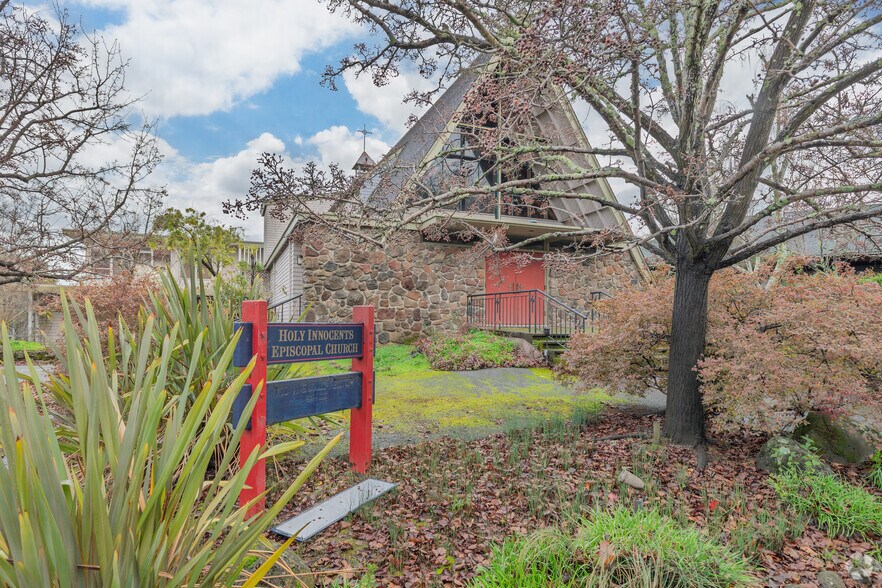 Primary Photo Of 2 Tamalpais Dr, Corte Madera Religious Facility For Lease