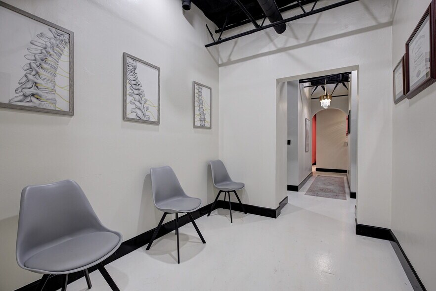 More Photos Of 6500 N Meridian Ave, Oklahoma City Medical For Sale