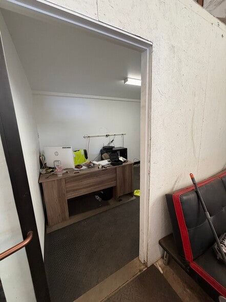 More Photos Of 5420 Niagara St, Commerce City Industrial For Lease