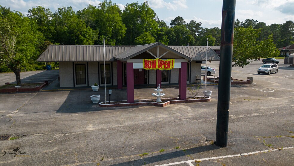 More Photos Of 1503 E 1st St, Vidalia Hotel For Sale