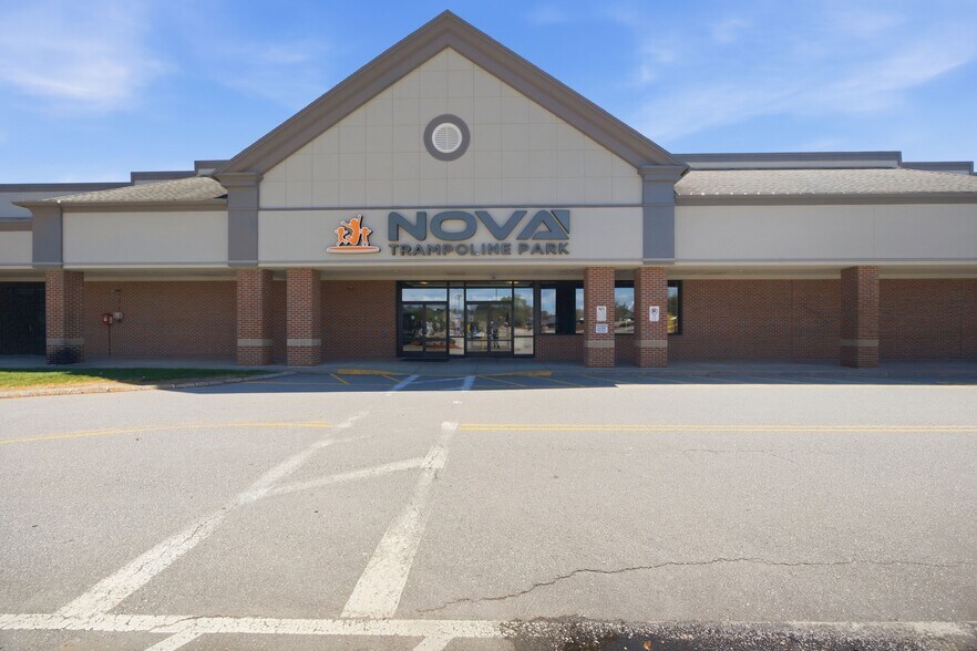 More Photos Of 300 Main St, Nashua Unknown For Lease