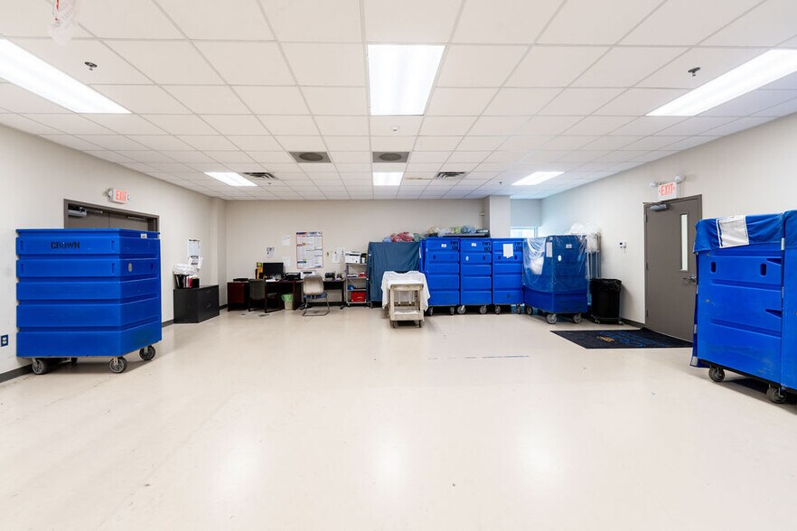 More Photos Of 149 Piper Ln, Georgetown Industrial For Lease