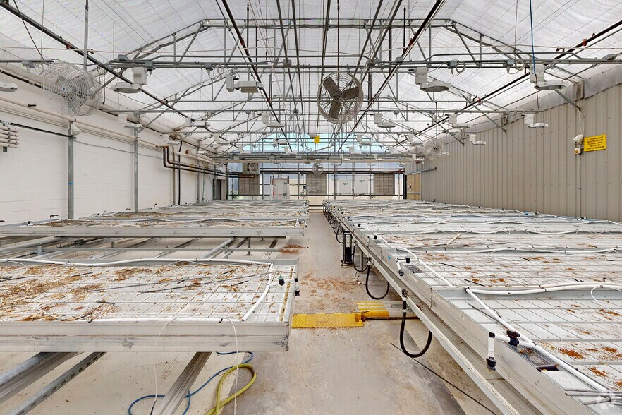 More Photos Of 5290 E 43rd Ave, Denver Warehouse For Sale