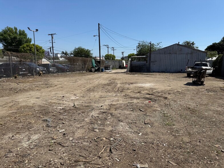 More Photos Of 531 E Oaks St, Compton Land For Lease