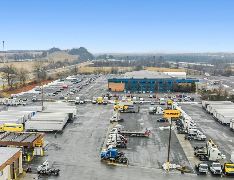 More Photos Of 2821 Old Route 15, New Columbia Manufacturing For Sale