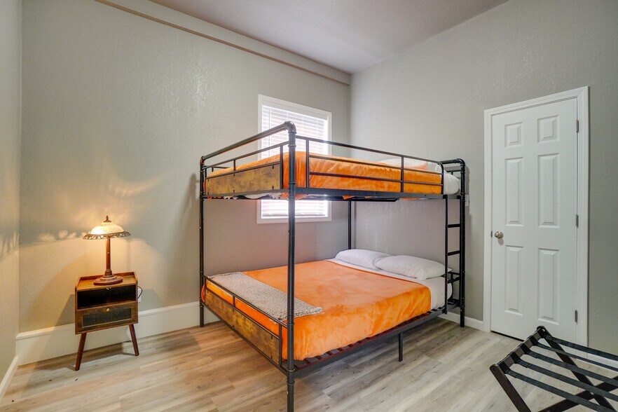 More Photos Of 7421 Terry St, Fort Smith Specialty For Sale