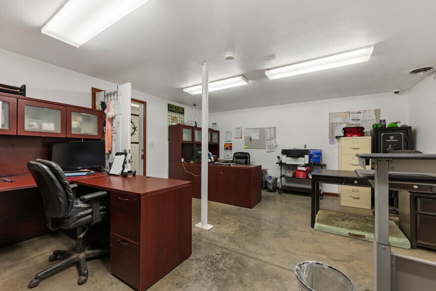 More Photos Of 50100 E State Highway 96, Boone Flex For Sale