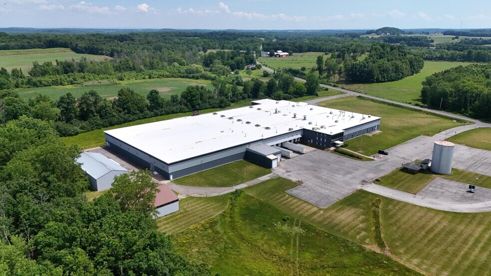 More Photos Of 8673 Lyons Marengo Rd, Lyons Manufacturing For Lease