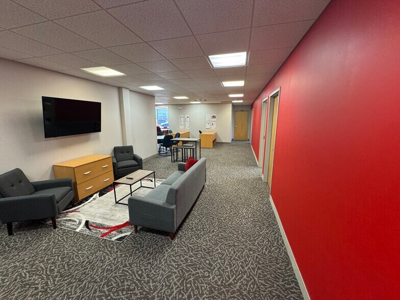 More Photos Of 601 Bethlehem Pike, Montgomeryville Medical For Sale