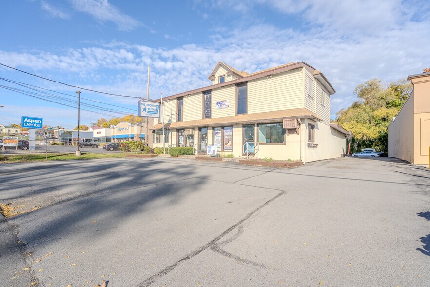 More Photos Of 3532 W Genesee St, Syracuse Restaurant For Sale