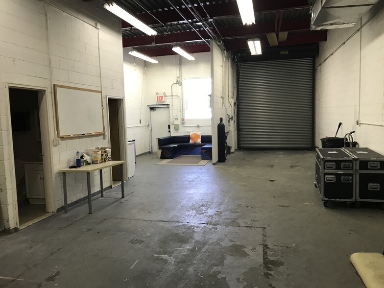 More Photos Of 4017 24th St, Long Island City Warehouse For Sale