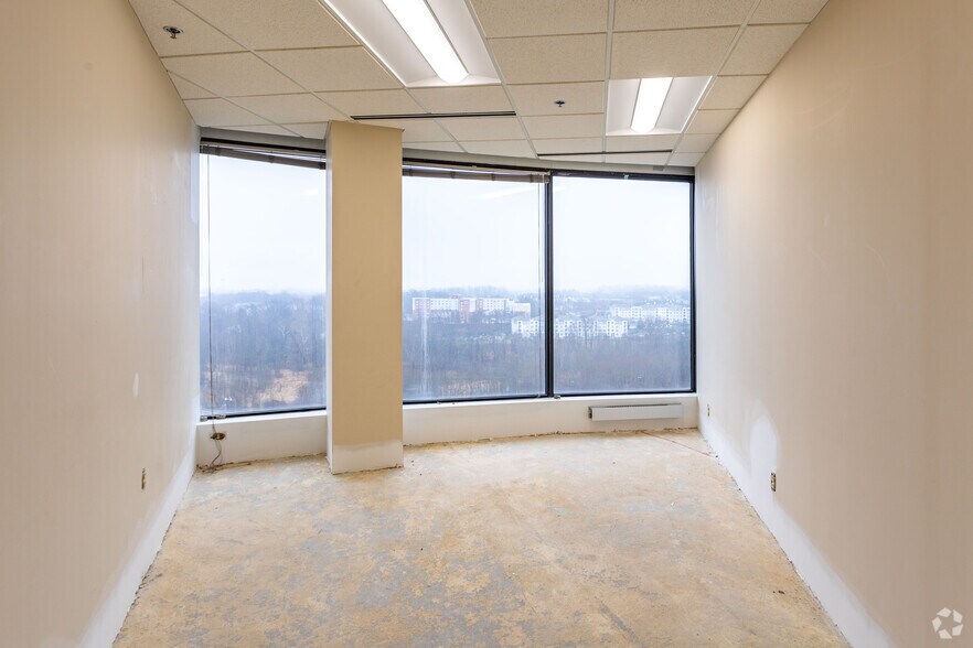 Photo of 10th Floor Ste 1015