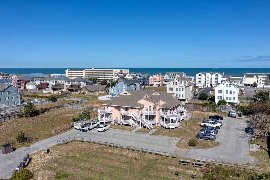 More Photos Of 1711 Bobby Lee Trl, Kill Devil Hills Apartments For Sale