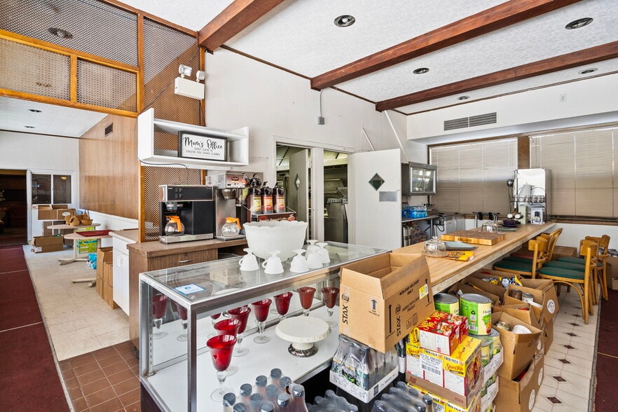 More Photos Of 1005 N El Dorado St, Stockton Hotel For Sale