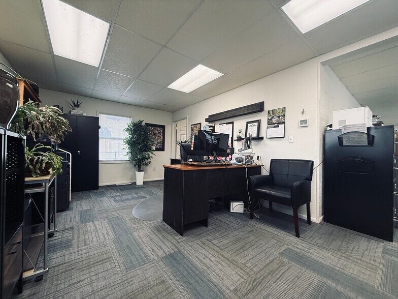 More Photos Of 29 Fourth St, Mc Gill Office For Sale