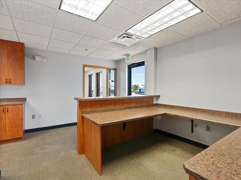 More Photos Of 2301 Johanneson Dr NW, Bemidji Light Distribution For Lease