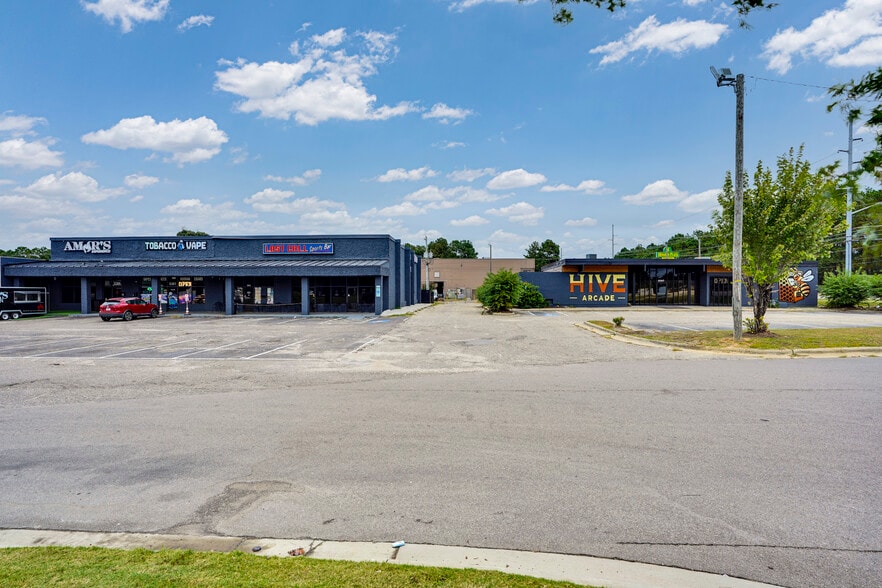 More Photos Of , Fayetteville Unknown For Sale