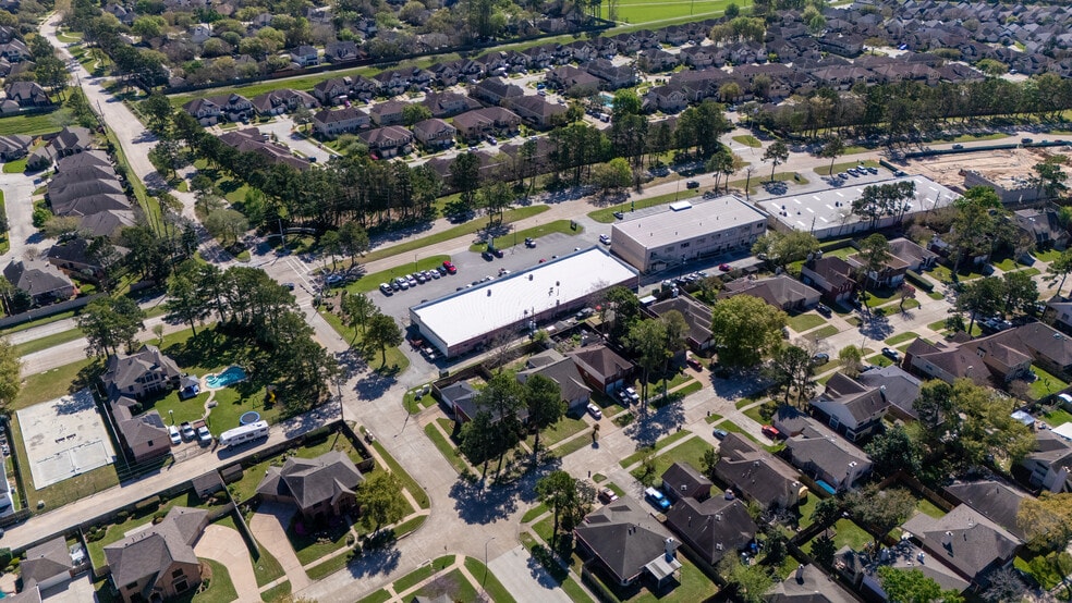More Photos Of 16143 N Eldridge Pky, Tomball General Retail For Sale