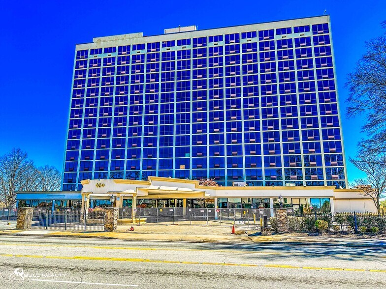 More Photos Of 450 Hank Aaron Dr, Atlanta Land For Sale