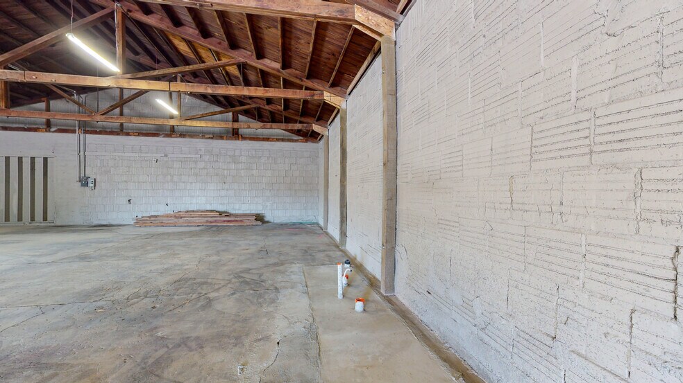 More Photos Of 288 Main St S, Hansen Warehouse For Sale