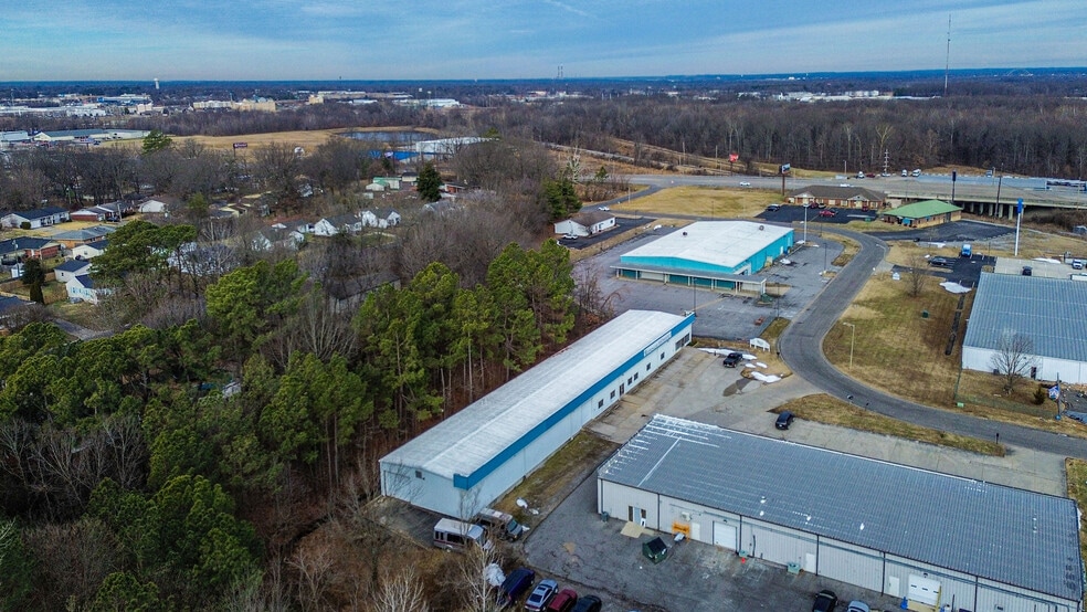 More Photos Of 3530 Park Plaza Rd, Paducah Flex For Lease