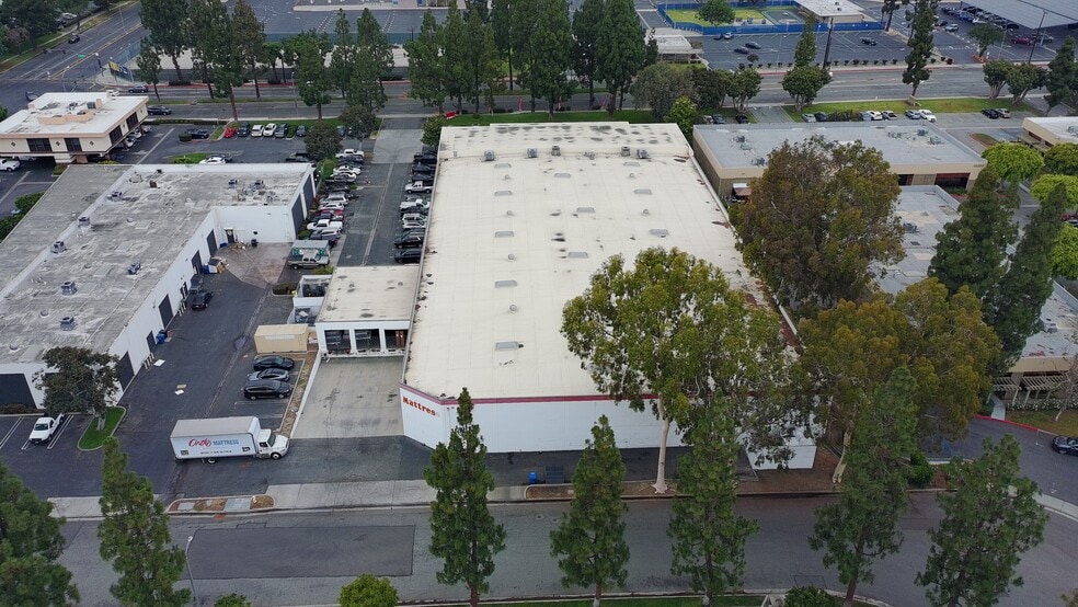 More Photos Of 11030 Artesia Blvd, Cerritos Showroom For Lease