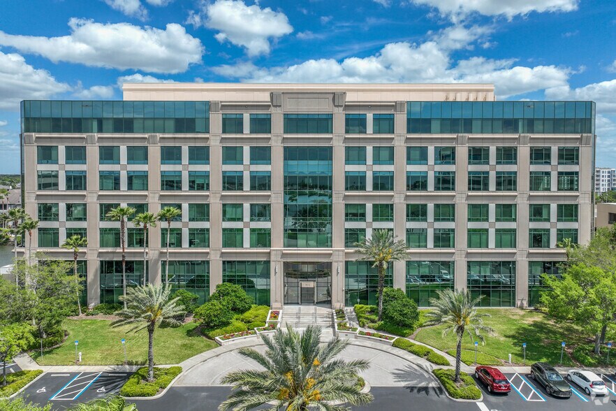 More Photos Of 3031 N Rocky Point Dr W, Tampa Coworking Space