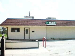 Primary Photo Of 104 Navarro Ave, De Leon Restaurant For Lease