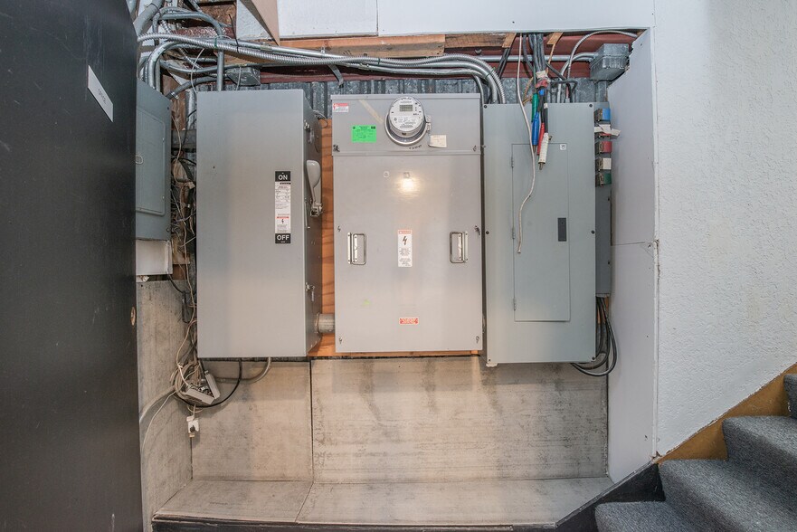 More Photos Of 577 Shotwell St, San Francisco General Retail For Sale