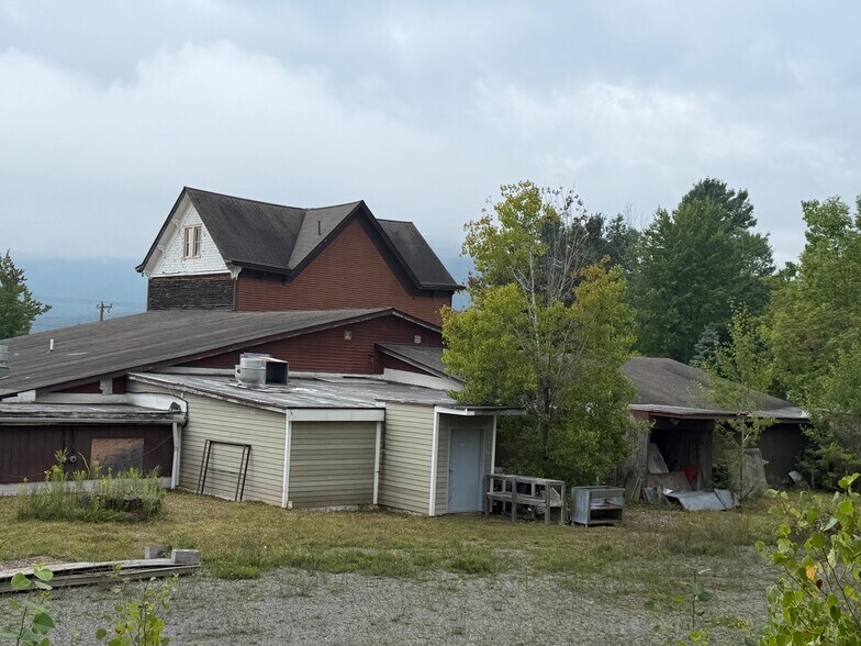 More Photos Of 6550 Rt-23a, Tannersville Specialty For Sale
